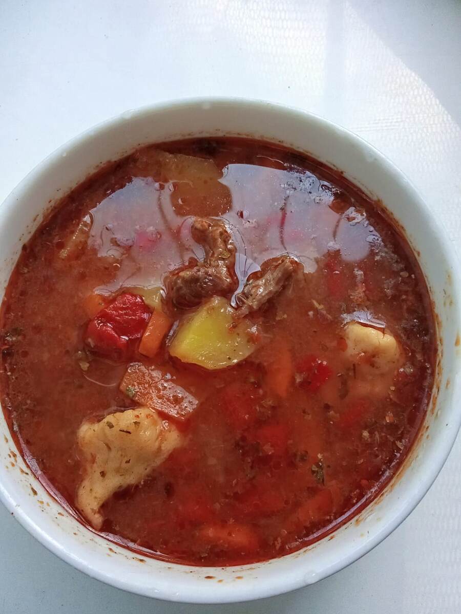 Суп-гуляш готов