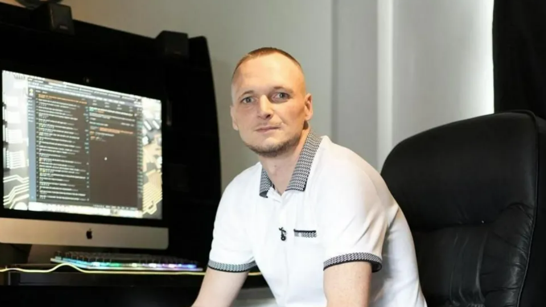 Джеймс Хаулс 