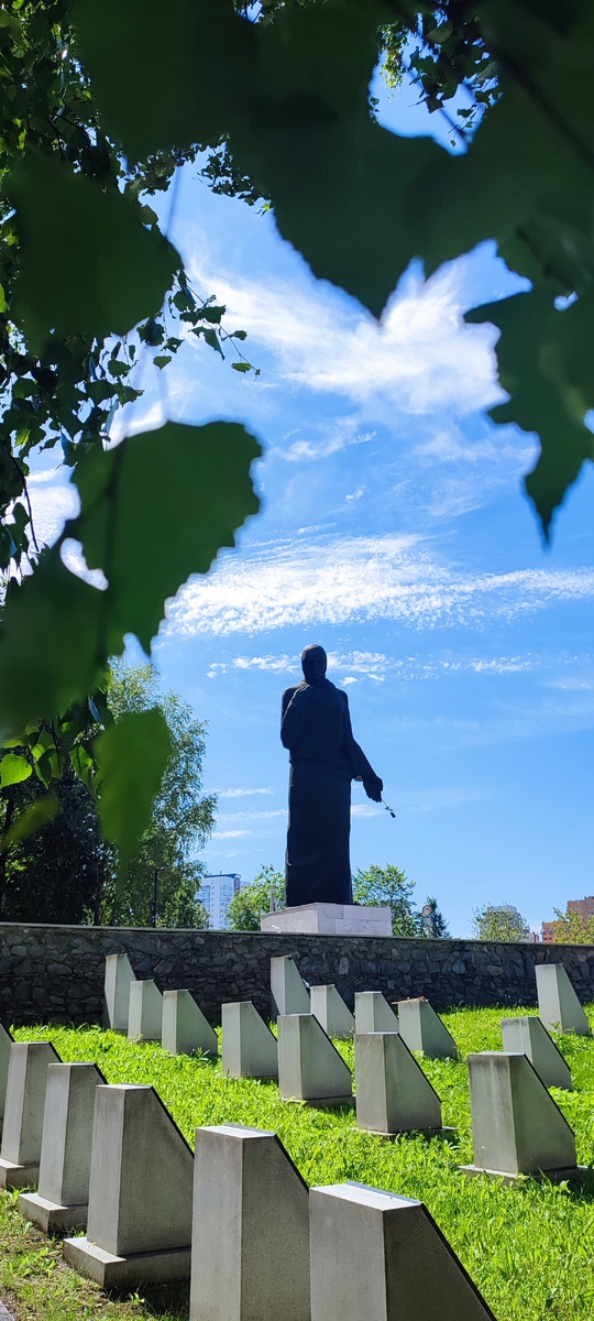 "Скорбящая"