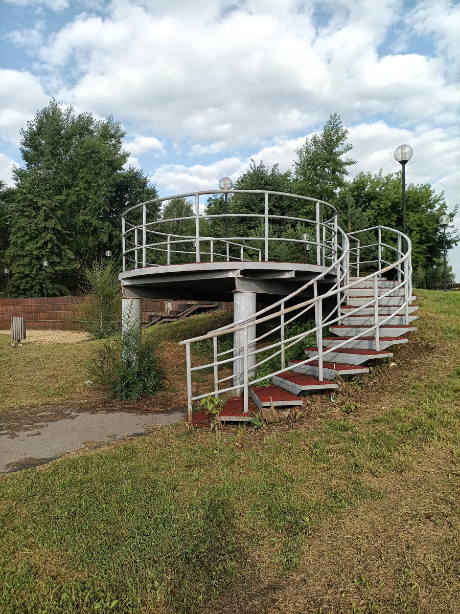 Кстати, в парке есть смотровая прощадка