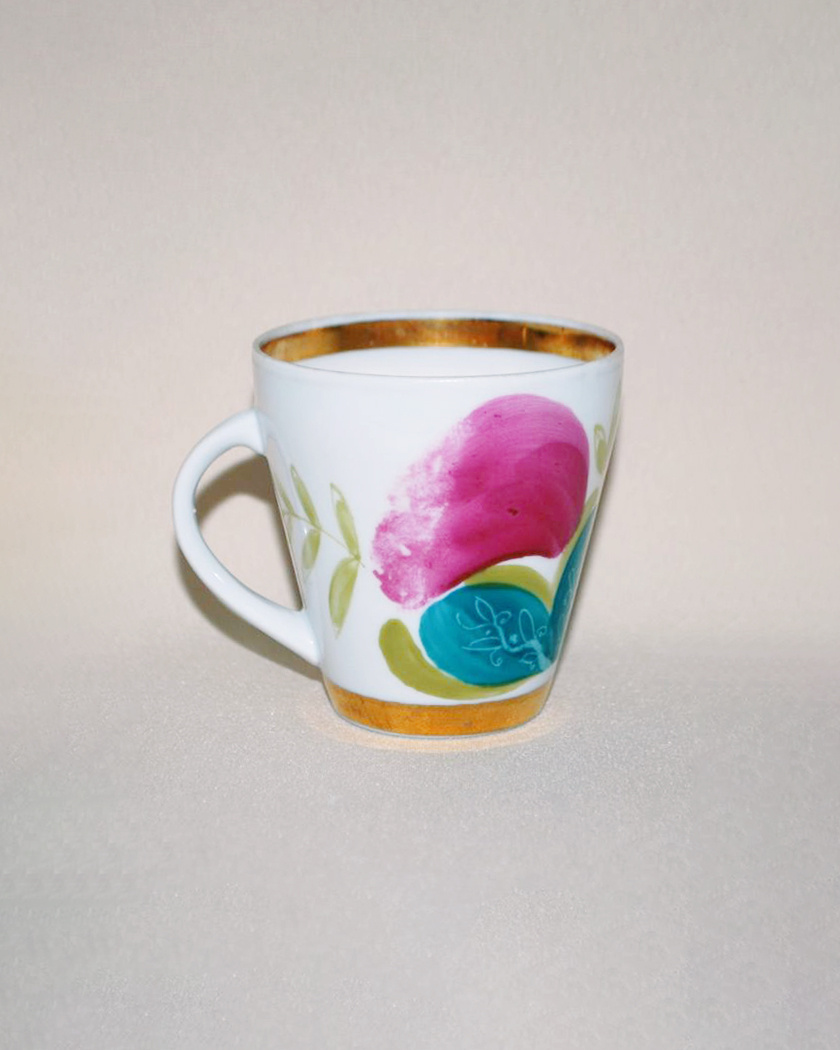 Чашка из сервиза «Ветерок». 1967 год, Дулёво. Автор Вера Ивановна Тодорская