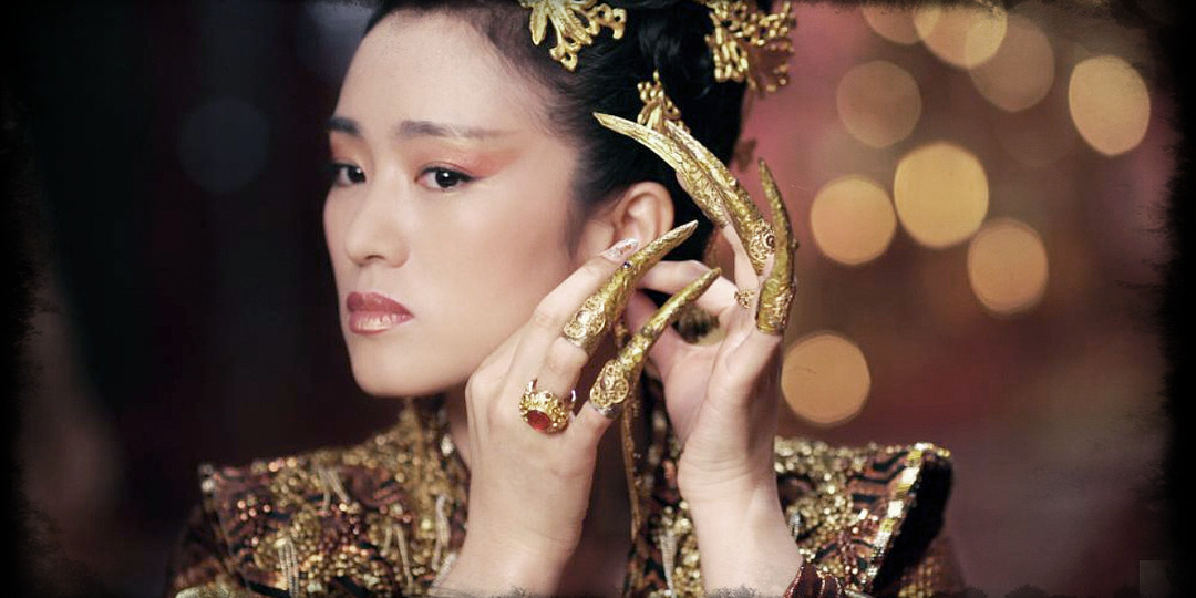 Зачем китаянки надевали на ногти драгоценные футляры?