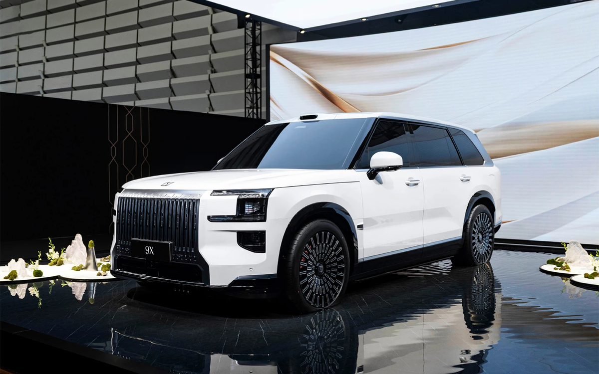 Zeekr 9X 2026 официально поступит в продажу в августе 2025