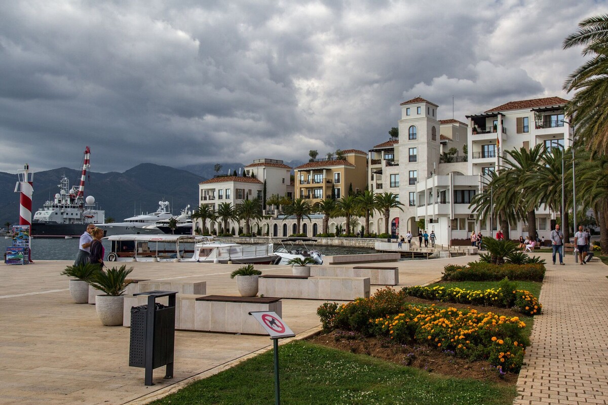 Город Тиват CC BY-SA 2.0 / Alex Alishevskikh / Tivat