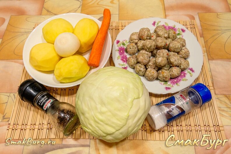 Простые и аппетитные ингредиенты для приготовления приятного летнего ужина