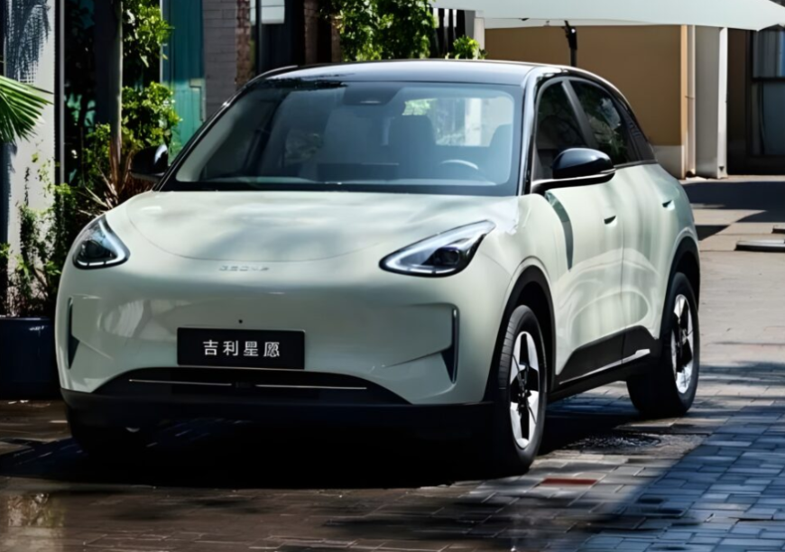 Бестселлером китайского авторынка по итогам I полугодия 2025 года признан электрический Geely Geome Xingyuan (реализовано почти 205 тыс. экземпляров).