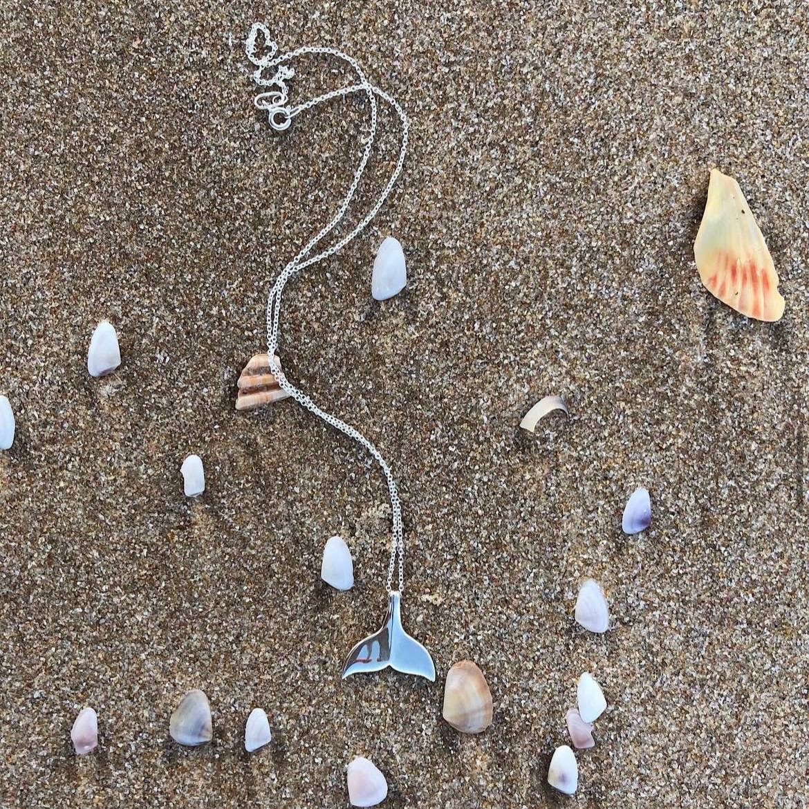 Подвеска Whale Tail от Urban Island