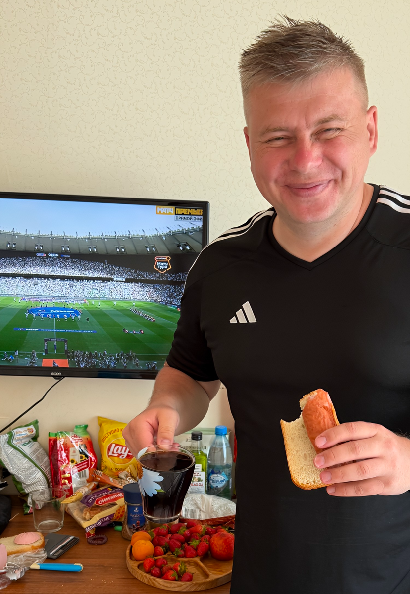 Со своей едой и кофе в номере