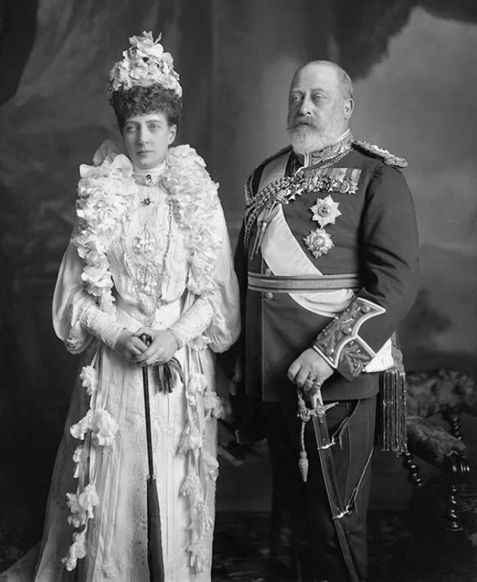 Король Эдуард и его жена, Александра Датская