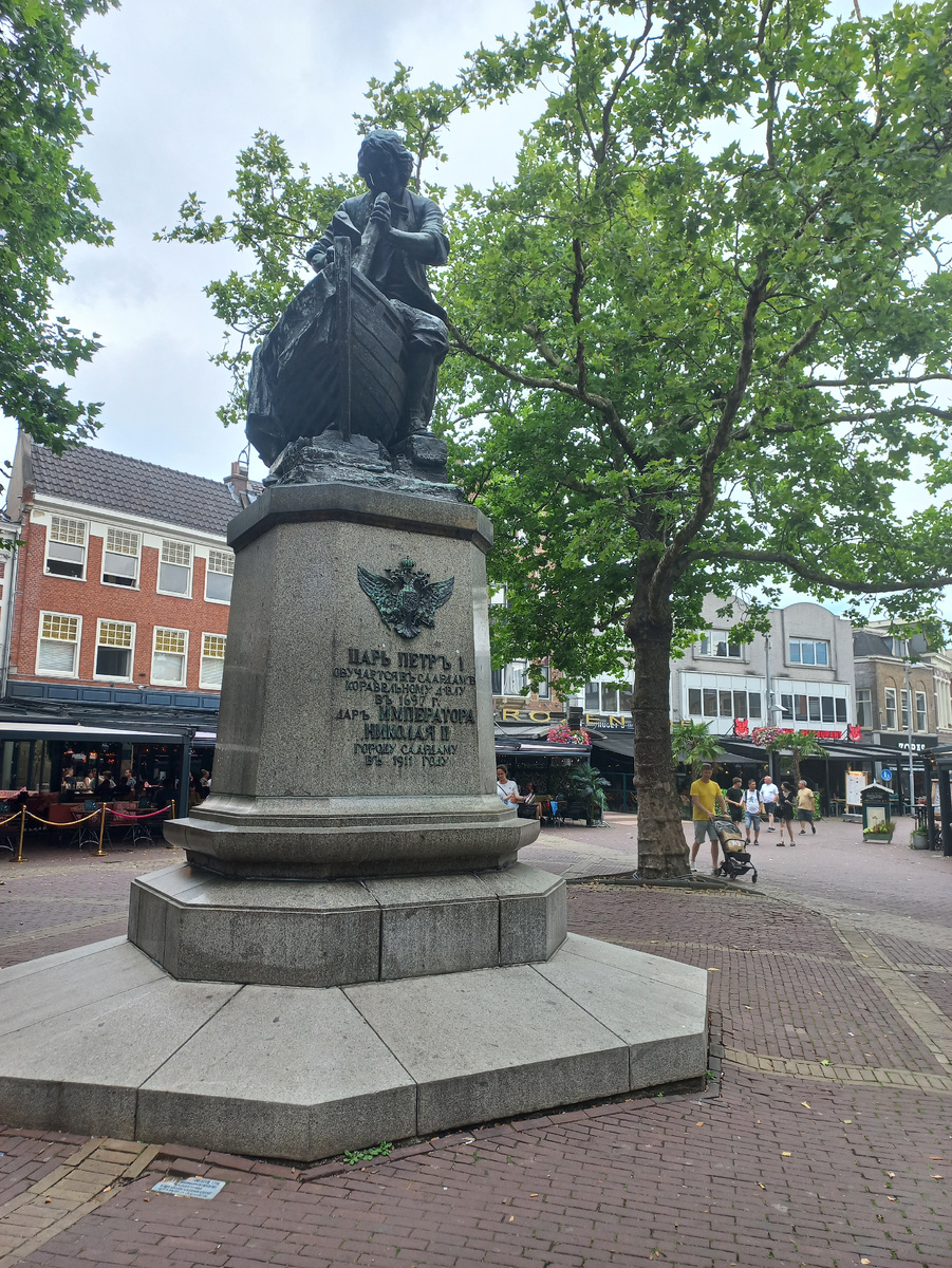Фото автора.  Памятник Петру 1 в Заандаме.