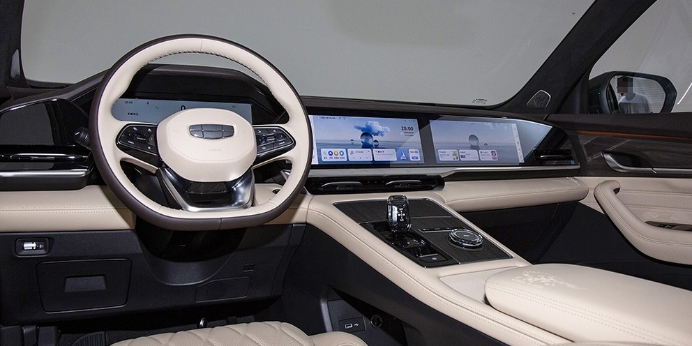 Интерьер Monjaro.