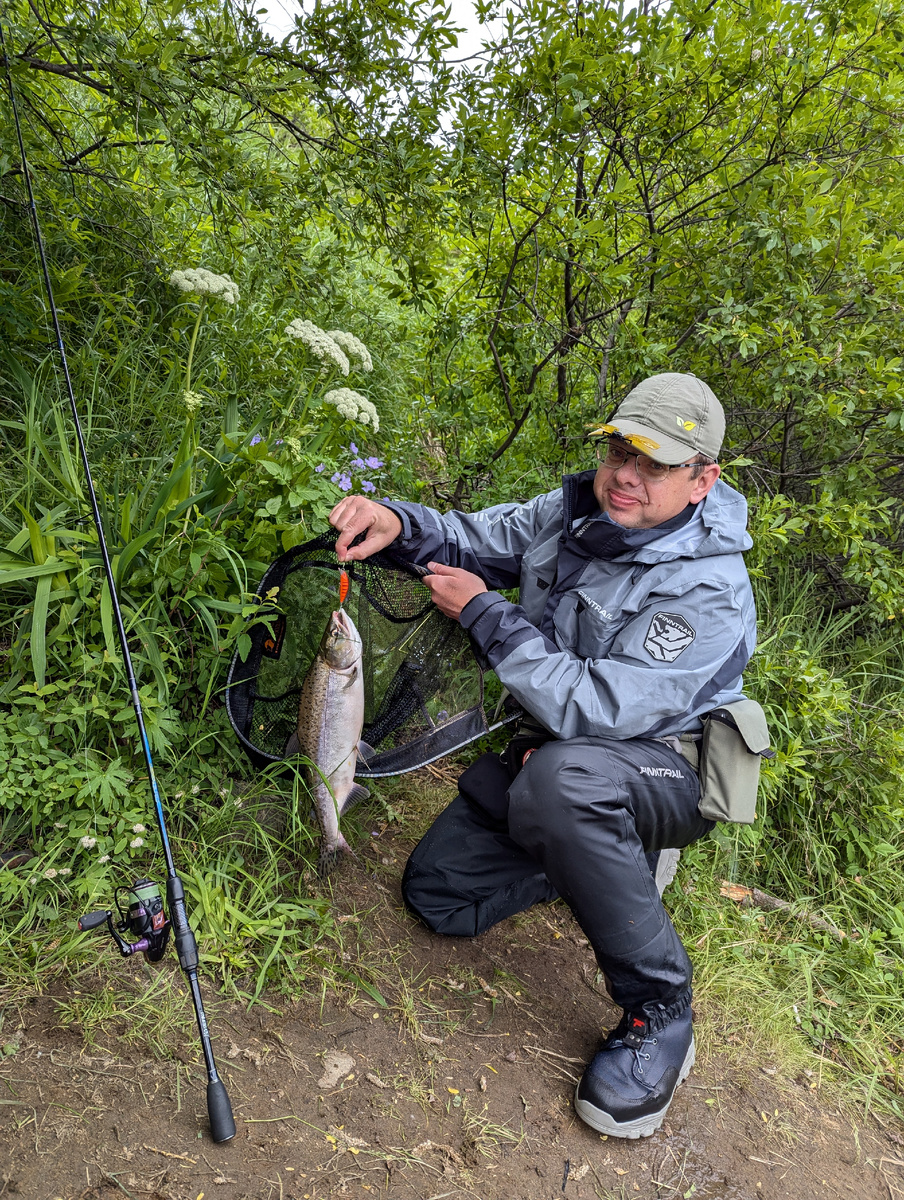 Чуть затянешь фрикцион или пережмешь на  течении - сход. Но Стас знает своё дело... Не торопится.