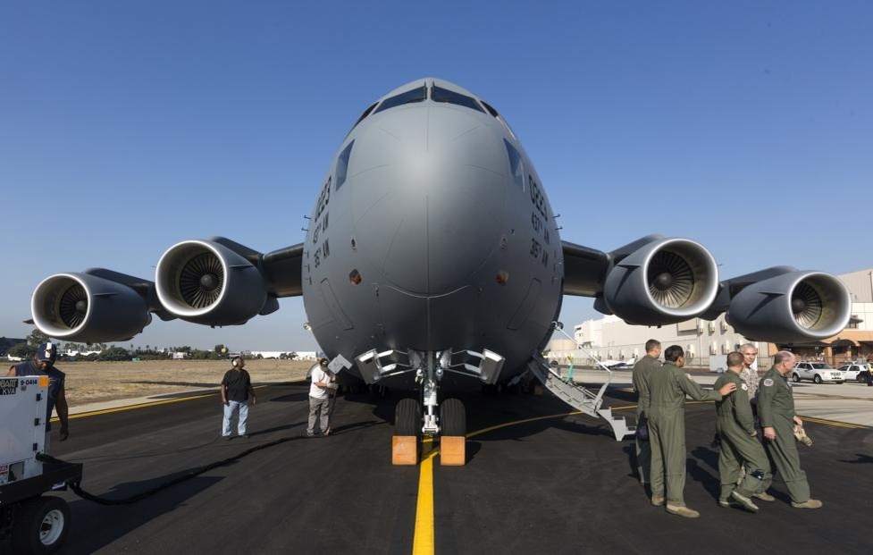 © AP Photo/ Damian Dovarganes