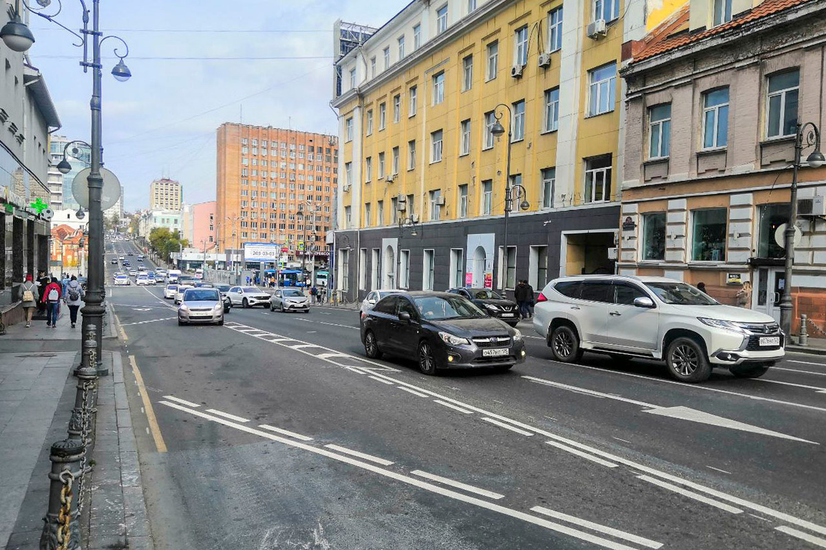 МВД намерено ограничить эксплуатацию праворульных авто.  Фото: Фото: ФедералПресс / Анна Миронова