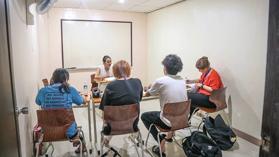 Учить английский за границей