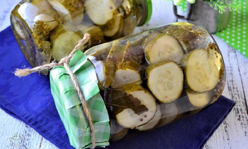 Финские маринованные огурцы крупной нарезки — закуска, которую съедят первой