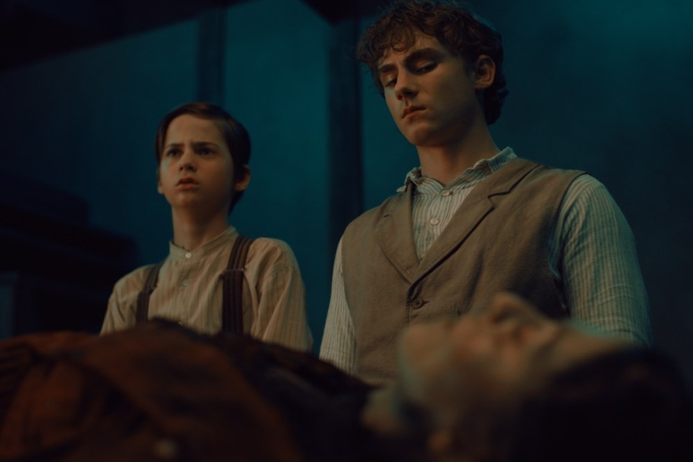 Кадр фильма "Сыновья Абрахама: история Дракулы"