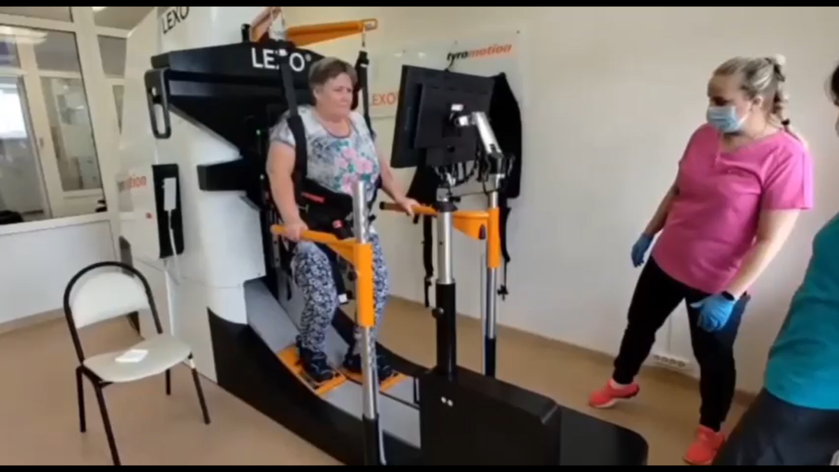    Скриншот из видео Михаила Охлопкова