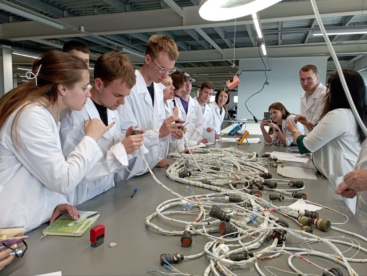 Изучаем авиационные жгуты в особой экономической зоне «Ульяновск»