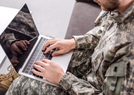    На Украине 17-25-летних автоматически ставят на учет в ТЦК без их согласия