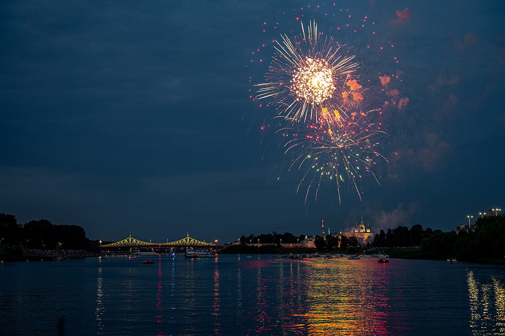 Твери – 890! Салют