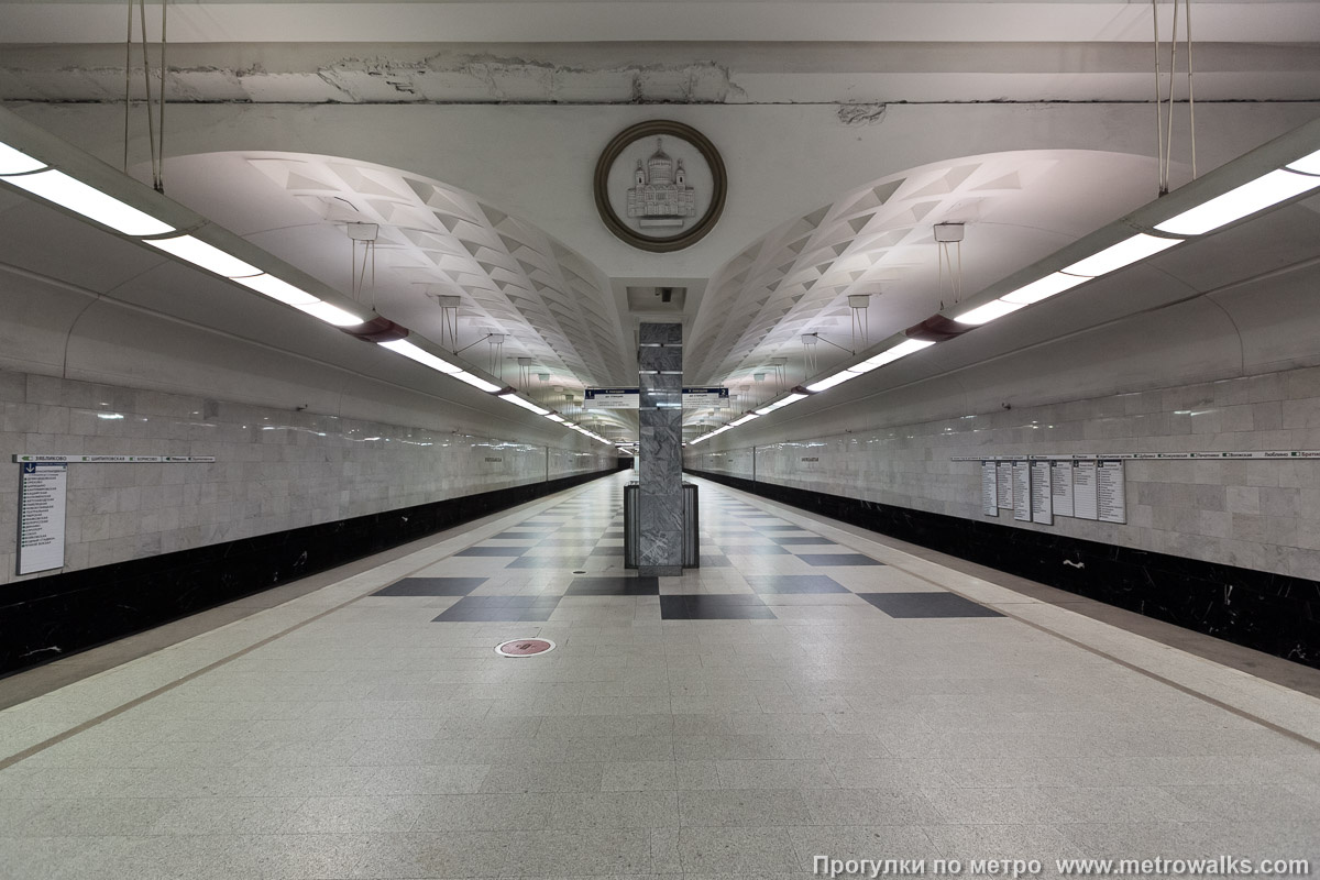 Братиславская 