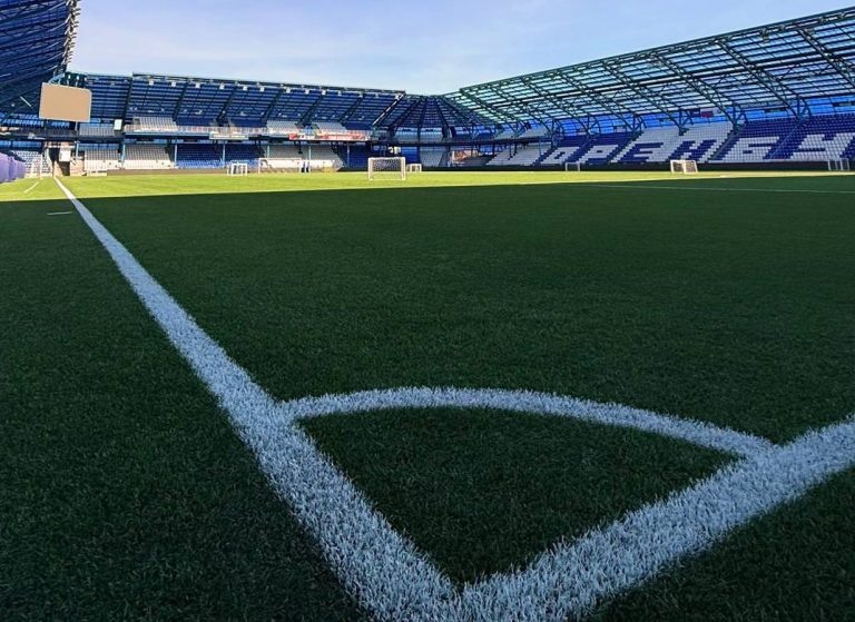    Игроки махачкалинского «Динамо» прилетят в Оренбург чартерным рейсом Оренбуржье