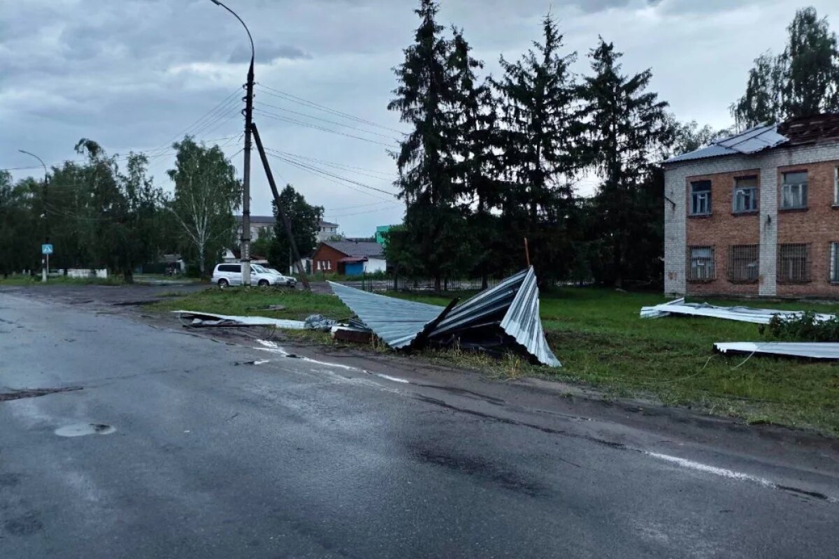    Во Льгове Курской области восстановили электроснабжение после урагана