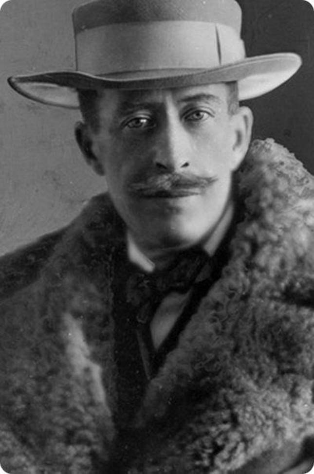 Лорд Карнарвон