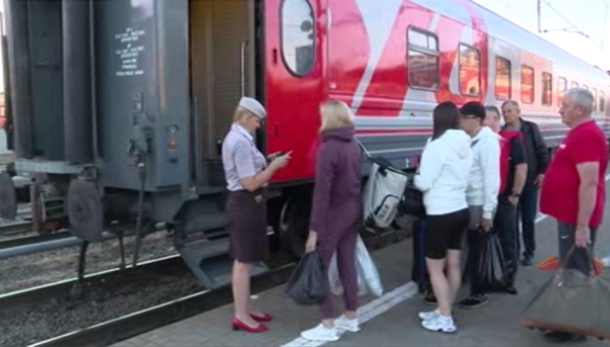    В поезде "Курский соловей", который планируют запустить осенью, предусмотрят 8 брендированных купе