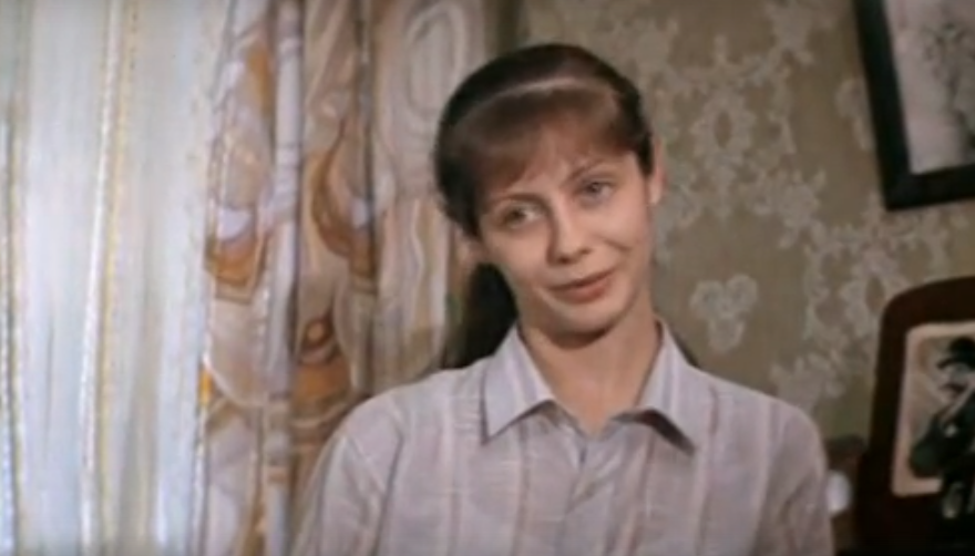 Кадр из ильма. Полина Медведева в роли Вероники Весниной
