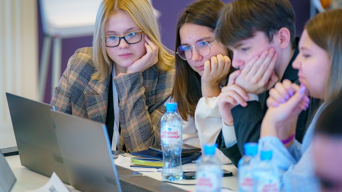    Талантливая молодежь Югры может получить губернаторские премии