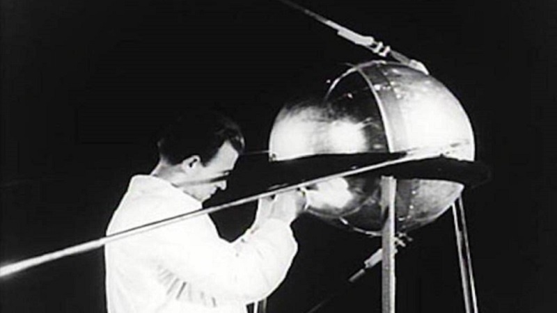 Спутник-1 (2)