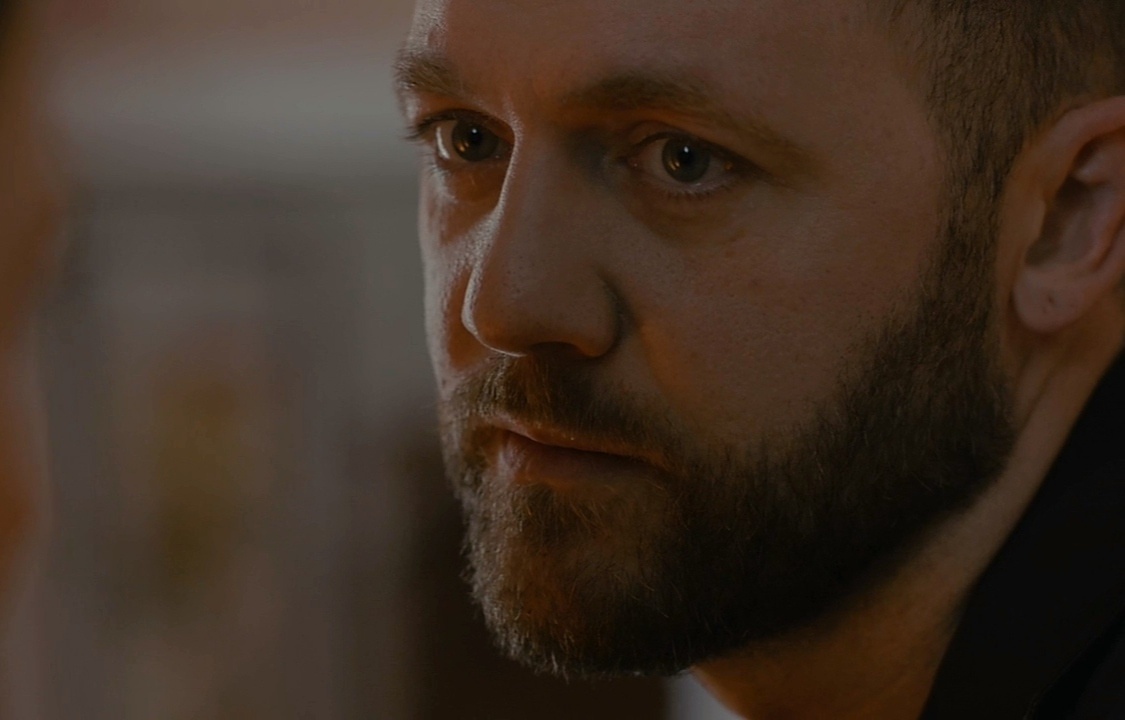 Сериал "Танго на осколках". Актер Денис Шведов 