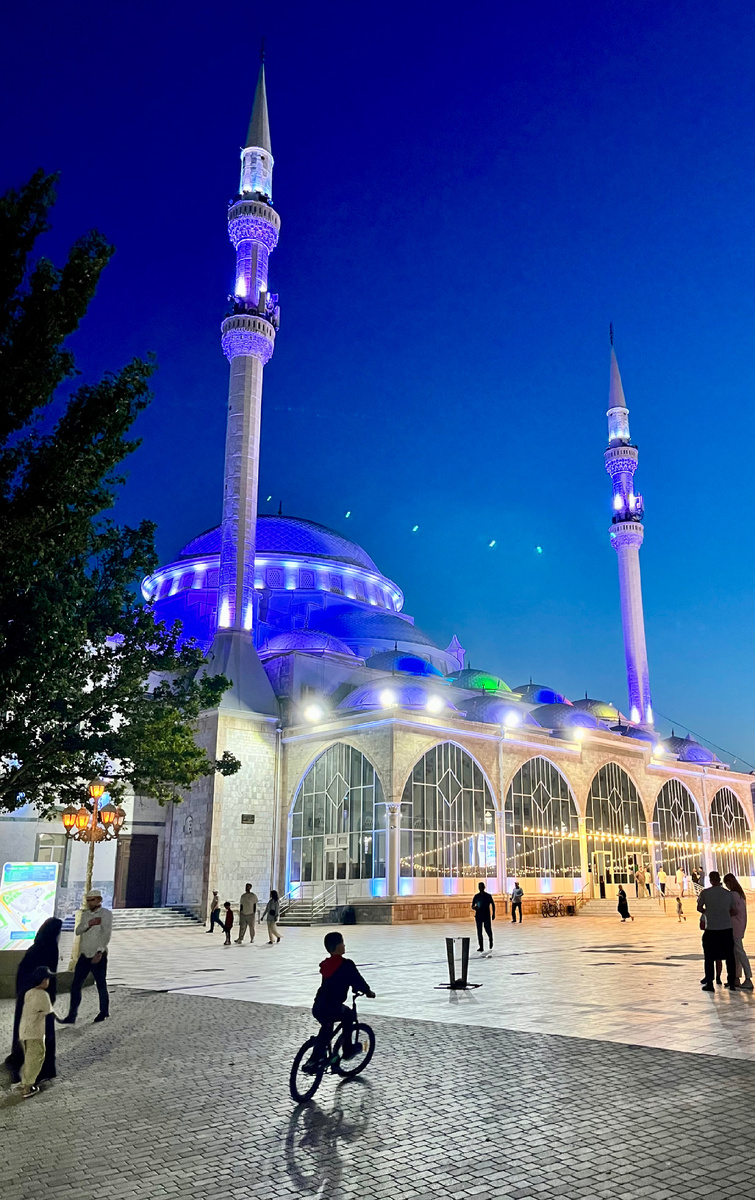 Центральная Джума-мечеть города Махачкала