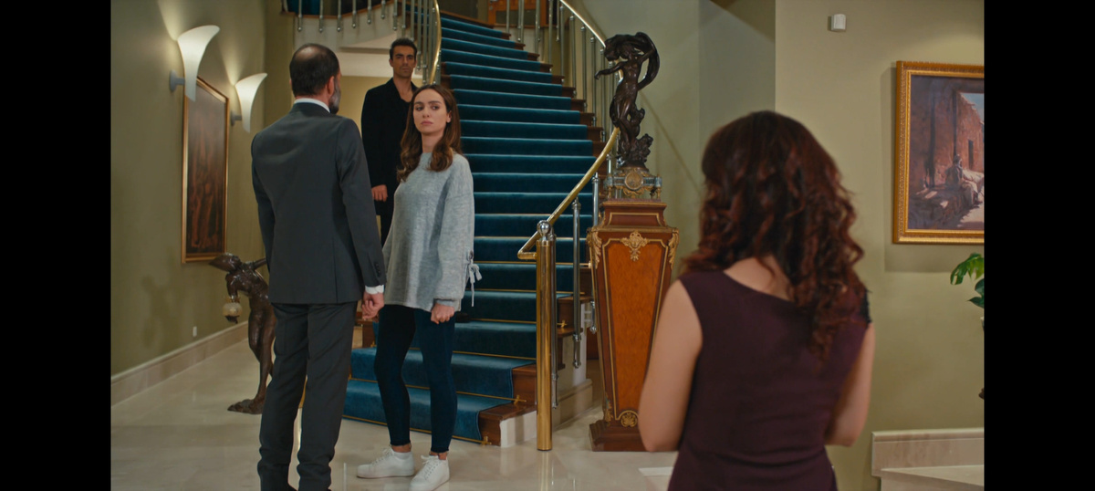 Кадр из сериала "Черно-белая любовь".