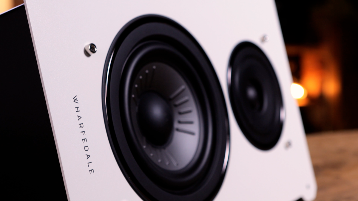 Wharfedale Diamond On-Wall 2