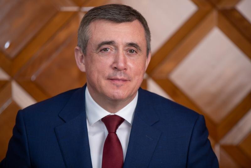 Фанерный патриотизм за 71 миллион: как губернатор Лимаренко превратил День Победы над Японией в фестиваль бюджетного расточительства