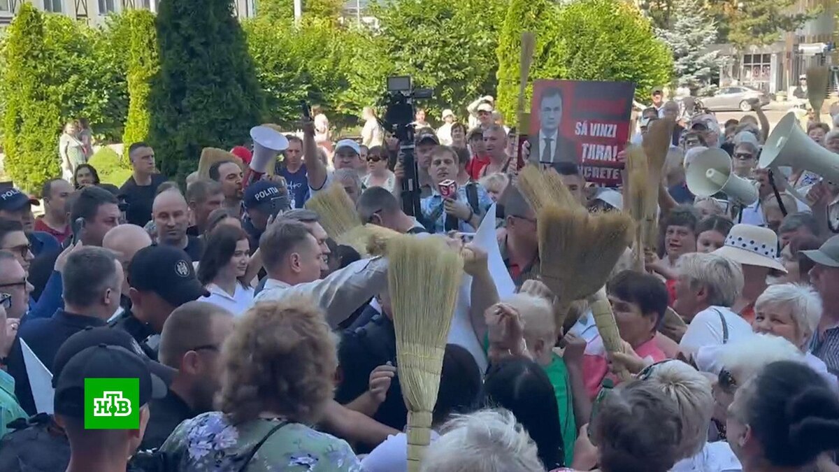    Санду обвинили в уничтожении государства и узурпации власти в Молдавии