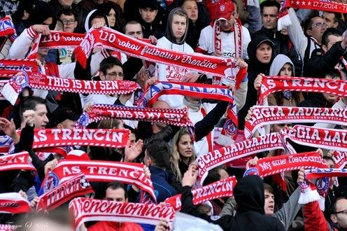 Болельщики. Фото пресс-службы ФК "Тренчин"