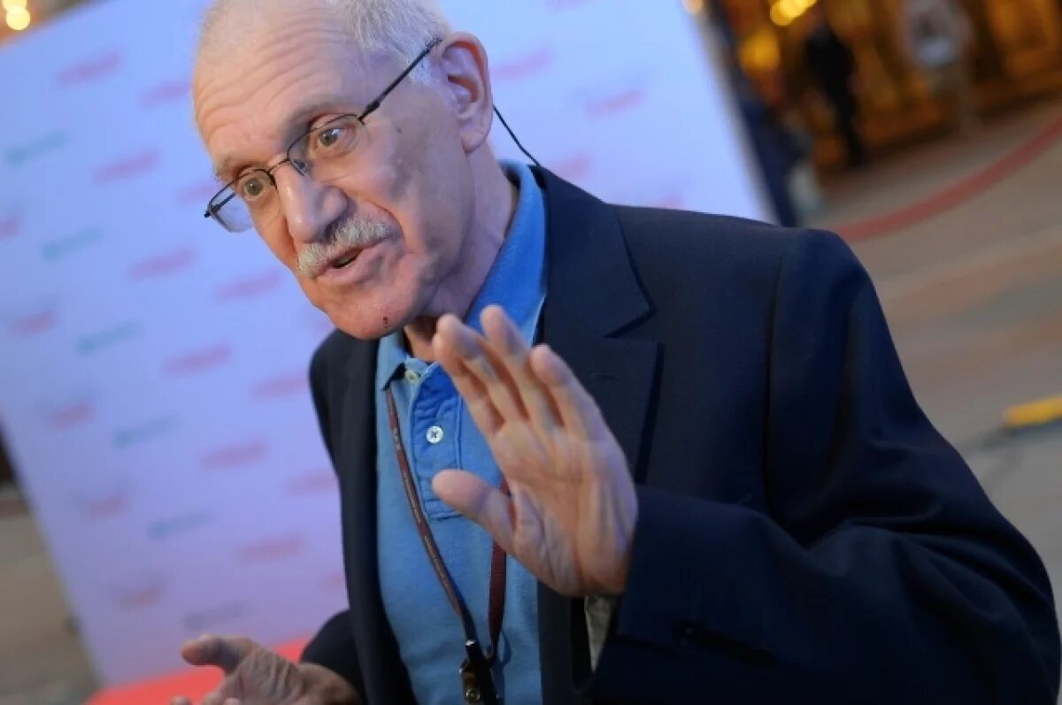    Онколог Черемушкин рассказал, кому грозит рак, как у Александра Митты