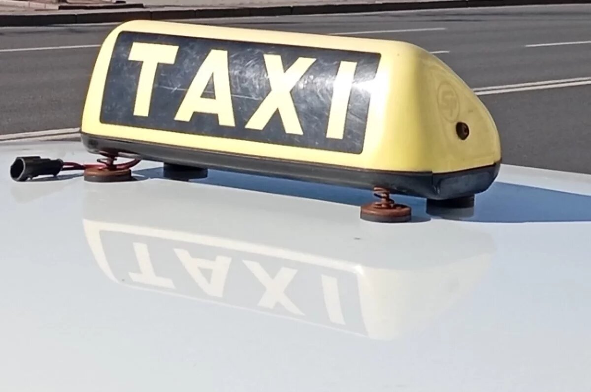    В Петрозаводске выявили нелегальных таксистов