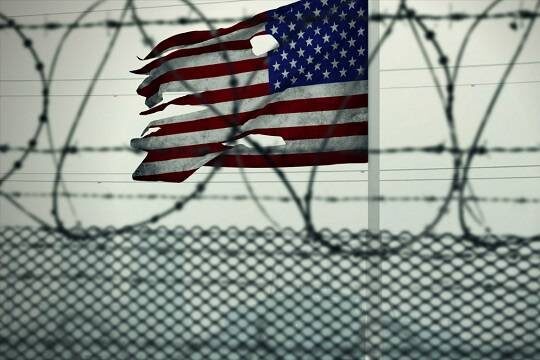    Стало известно о жалобах нелегалов на голод в центрах предварительного заключения в США