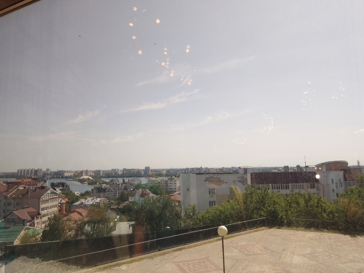 Вид из окна одной из "ненастоящих" моих работ 