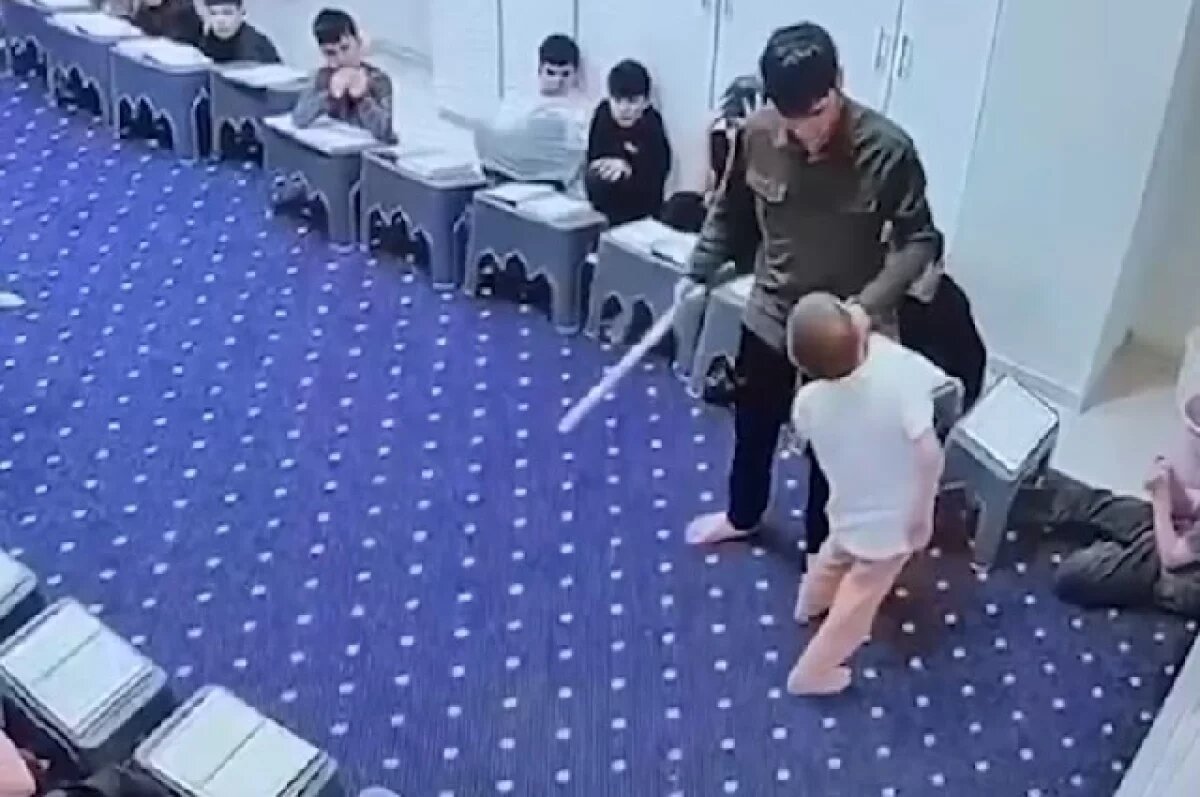    Следователи Чечни проверяют сведения об избиении детей в частном медресе