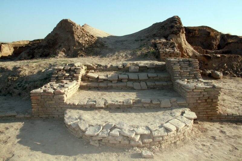 Развалины Хулбука
Фото с сайта khovar.tj