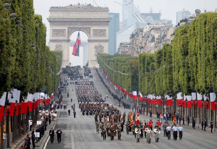 Военный парад на Елисейских Полях по случаю Дня взятия Бастилии, 15 июля 2019 года, Париж, Франция (Фото: reuters.com)