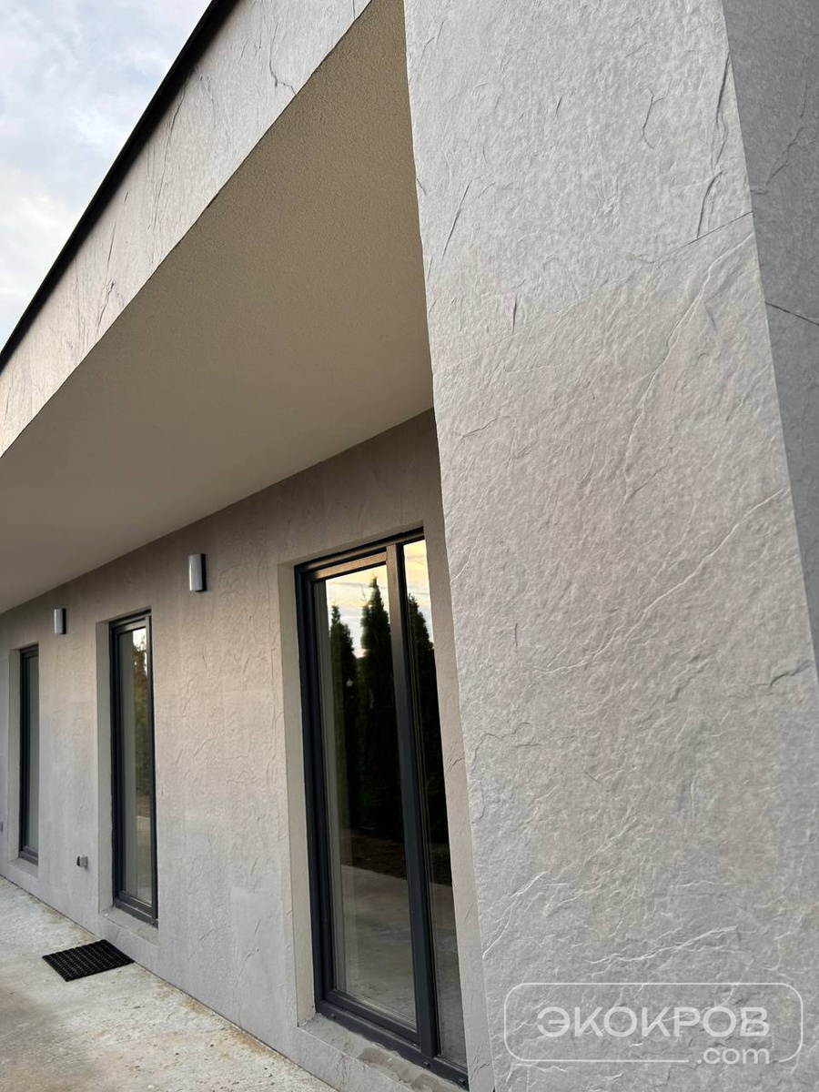 Отделка фасада гибким камнем кампании ЭкоКров