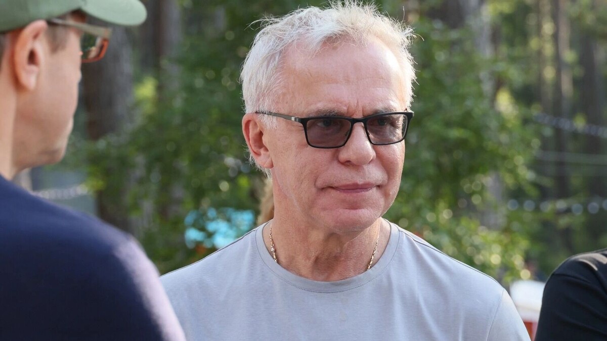 Председатель ВООП Вячеслав Фетисов на Байкале. Фото: Михаил Метцель/ТАСС. newizv.ru