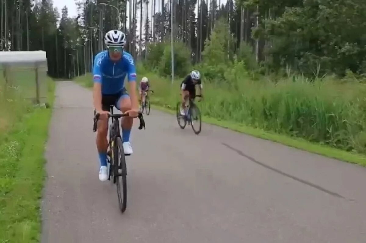    Псковский губернатор решил покупать спортоборудование за высокие результаты